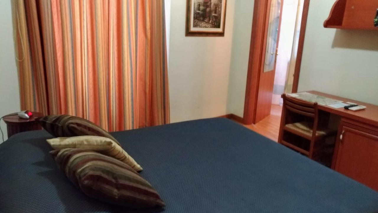 Nicolas Inn Rome Bagian luar foto